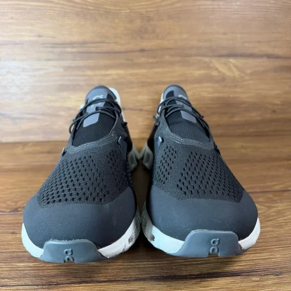 On Cloud 5 Coast Men’s Size 11 Running Shoes Slip-On Athletic Sneakers